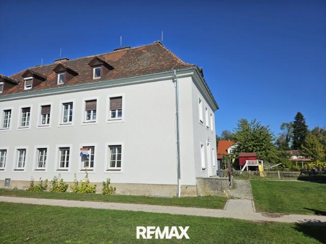 3 Zimmer Eigentumswohnung mit Garten