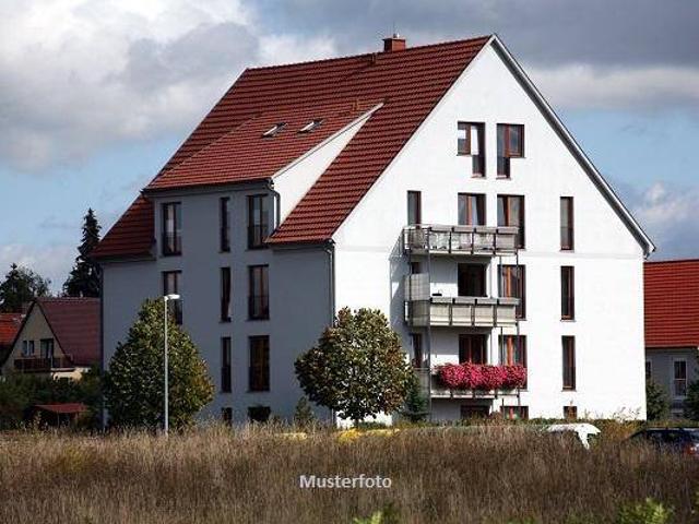 3 Zimmer Eigentumswohnung mit Loggia, Kellerabteil und Stellplatz