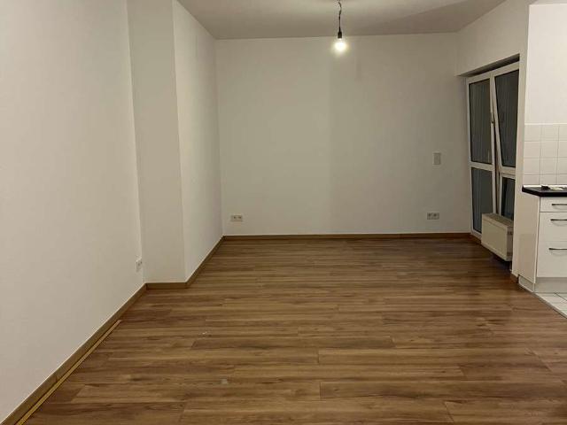 3 Zimmer Erdgeschoss mit Terrasse und Garten