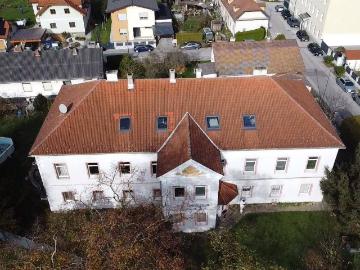 3 Zimmer Erdgeschosswohnung in Bad Erlach ab August 2026