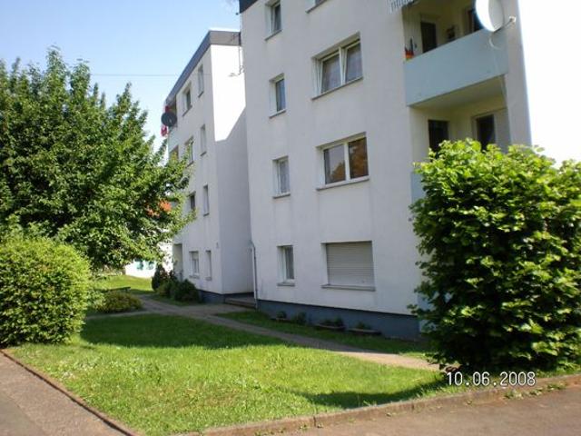3 Zimmer Erdgeschosswohnung mit Balkon und Keller in Wetter