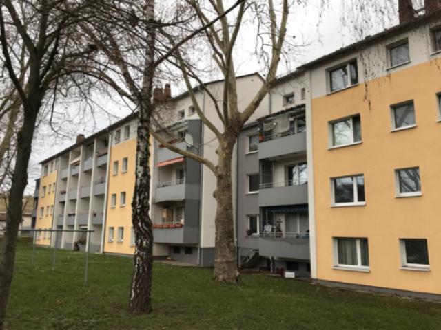3 Zimmer Erdgeschosswohnung mit Balkon und Keller