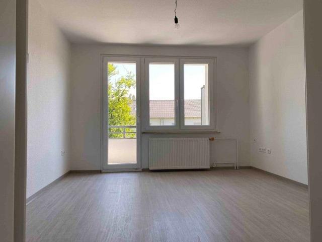 3 Zimmer Erdgeschosswohnung mit Dusche