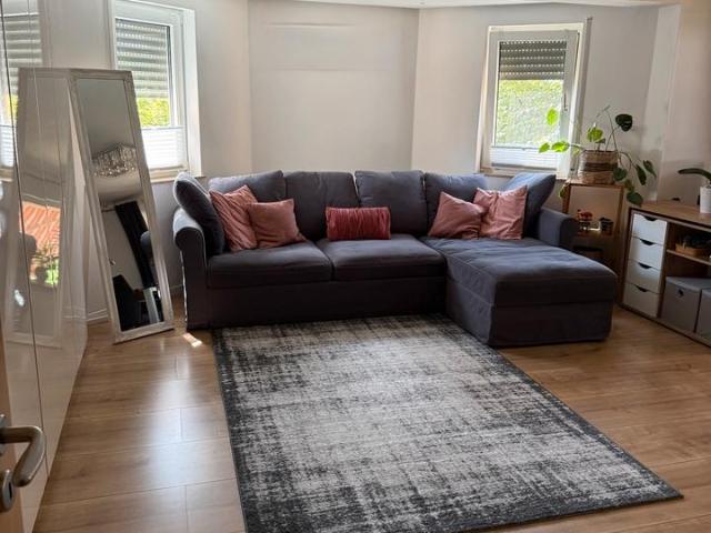 3 Zimmer Erdgeschosswohnung mit Garage & Terrasse