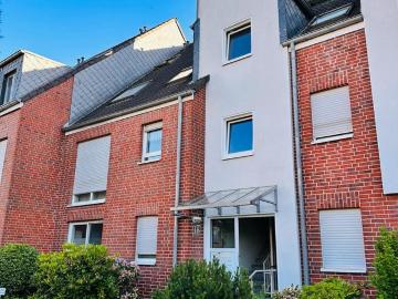 3 Zimmer Erdgeschosswohnung mit Garten & Tiefgarage in Richrath