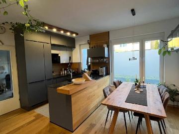 3 Zimmer Erdgeschosswohnung mit Garten und Terrasse