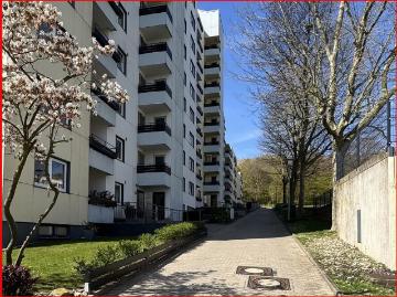 3 Zimmer ETW mit Loggia und Garage