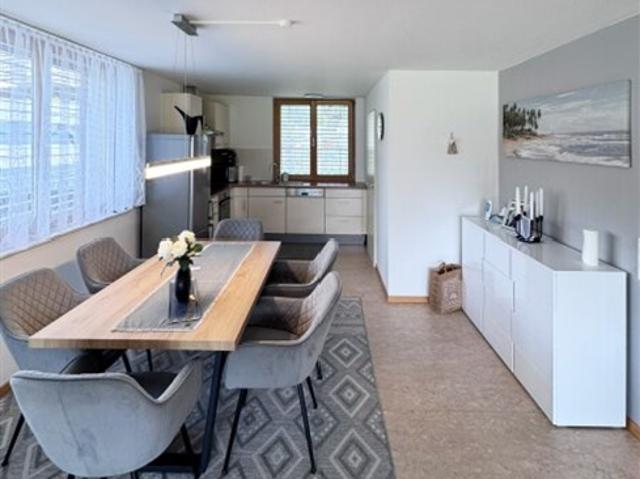 3 Zimmer Gartenwohnung mit Terrasse