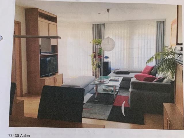 3 Zimmer gemütliche, schöne Wohnung