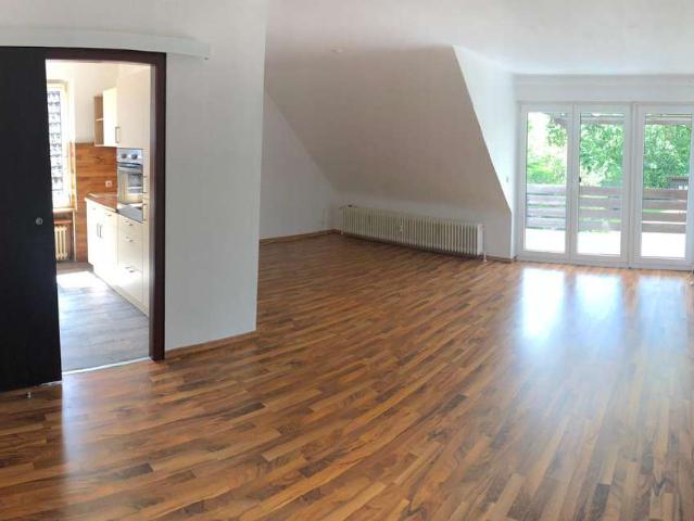 3 Zimmer Geschosswohnung in Trittau Balkon, EBK, Badewanne