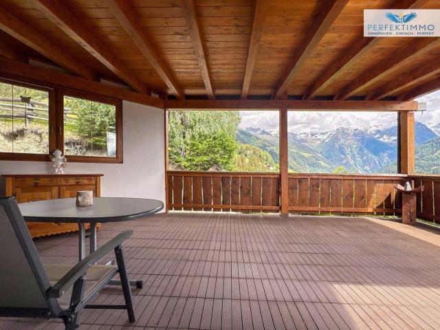 3 Zimmer Haushälfte mit großzügiger Terrassenfläche