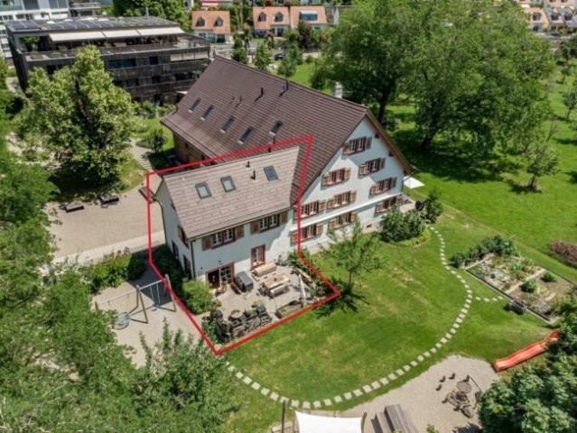 3 Zimmer Hausteil mit Gartensitzplatz