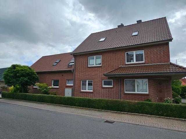 3 Zimmer Hinterhaus EG/OG mit Garten