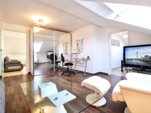 3 Zimmer in Düsseldorf