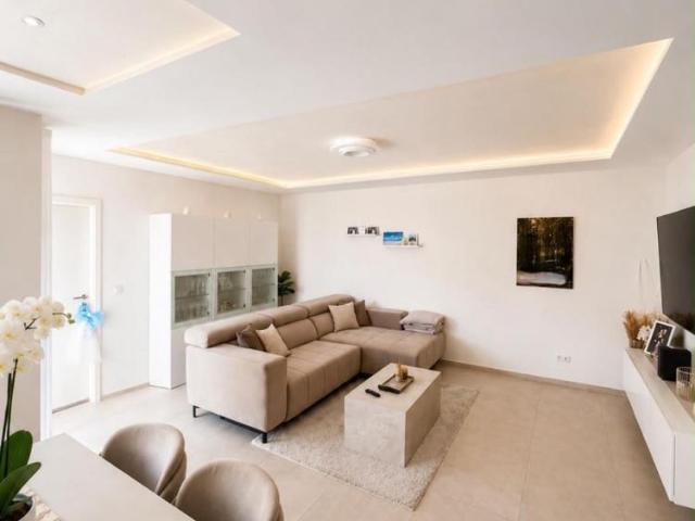 3 Zimmer Küche Bad + Abstellraum, Balkon,Garage,Stellplatz