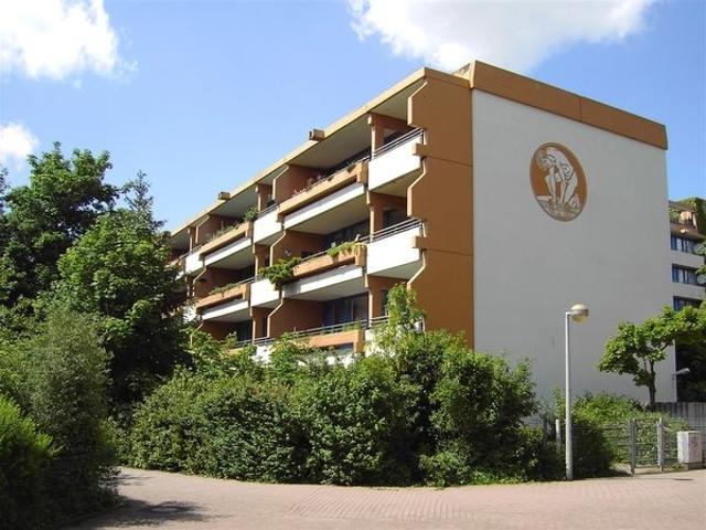 3 Zimmer, Küche, Bad, Loggia, Aufzug, Tief garage/Stellplatz, 5. Ebene
