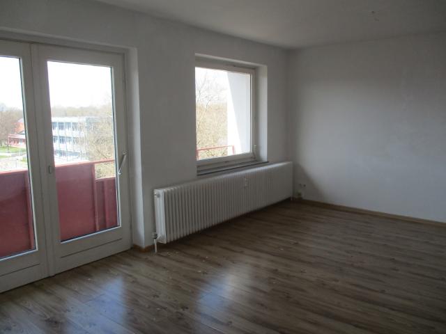 3 Zimmer Maisonette Wohnung mit Balkon