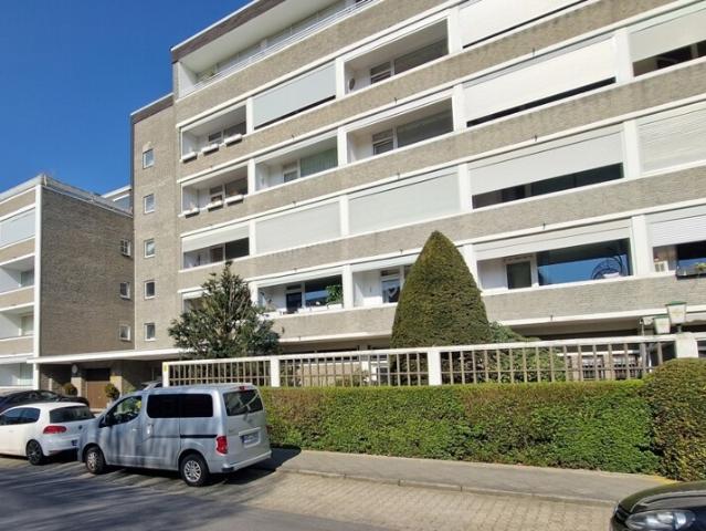 3 Zimmer Maisonettewohnung EG & 1. OG mit 2 Balkonen und Schwimmbadanteil in Viersen Dülken
