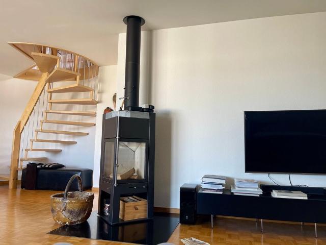 3½ ZIMMER MAISONETTEWOHNUNG IN ZOLLIKON ZH, MÖBLIERT, TEMPORÄR