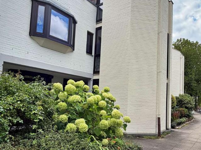 3 Zimmer Maisonettewohnung mit großer Terrasse und Garage in Bremen Horn