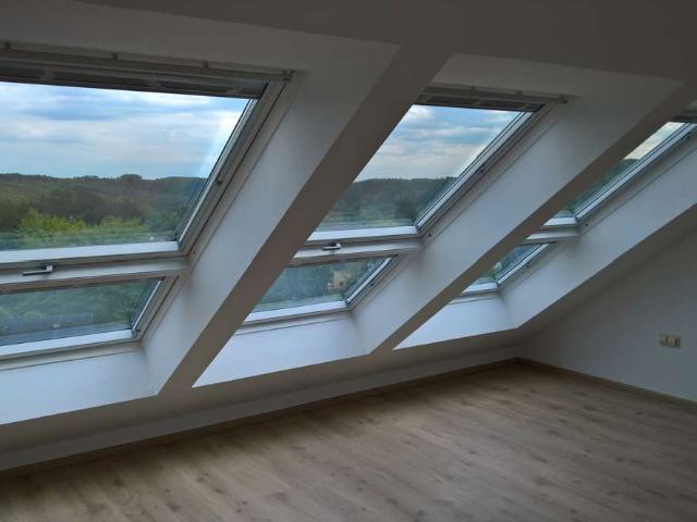 3 Zimmer Maisonettetipp: Aggertal Blick, Solar Klima & E Lademöglichkeit in Overath Mitte