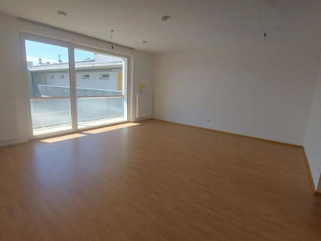 3 ZIMMER MIETWOHNUNG IN DER HAFENSTRASSE MIT GARAGE UND LOGGIA!