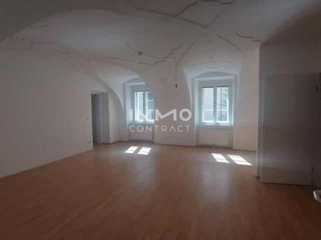 3 ZIMMER MIETWOHNUNG MIT HISTORISCHEM FLAIR
