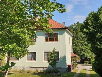 3 Zimmer Mietwohnung OG inkl. Wasser, Heizung und Strom