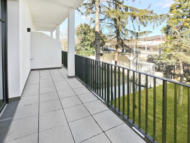 3 Zimmer mit Altbau Charme und gartenseitigem Balkon zu mieten in 1130 Wien