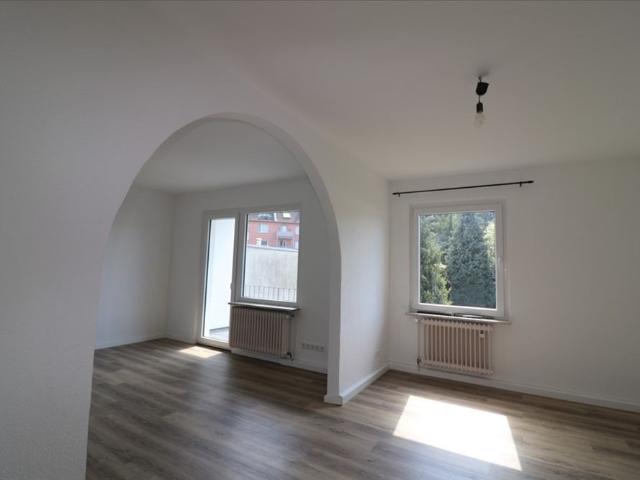 3 Zimmer mit Balkon* in Krefeld, Dießemer Str