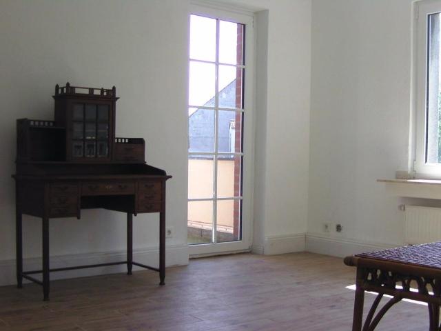 3 Zimmer mit Balkon, sofort frei ! 4 oder mehr Zimmer möglich !