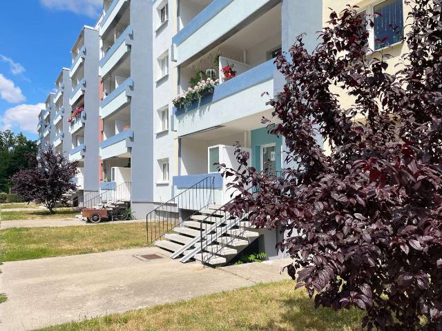 3 Zimmer mit modernem Duschbad und Südbalkon