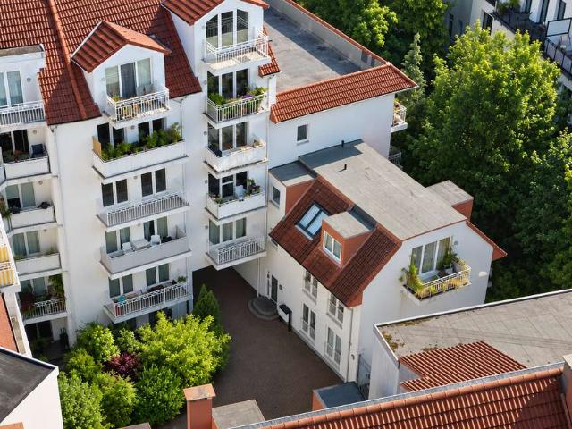 3 Zimmer möglich – großzügige 2 Zimmer Wohnung in HH Bahrenfeld, provisionsfrei