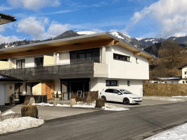 3 Zimmer Neubauwohnung mit Balkon und Bergpanorama in Zentrumslage von Kössen