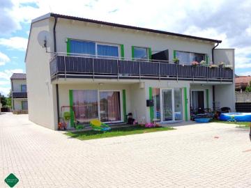 3 Zimmer plus Parkplatz