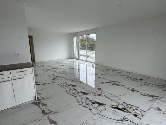 3 Zimmerwohnung, 2. Stock