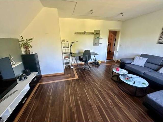 3 Zimmerwohnung + Ankleidezimmer