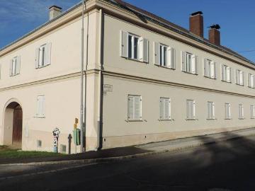 3 Zimmerwohnung, Gartenmitnutzung, Autoabstellplatz