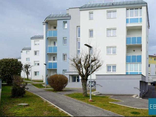 3 Zimmerwohnung im 1.OG mit Balkon