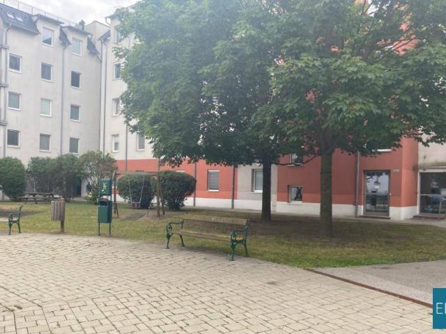 3 Zimmerwohnung im 1.OG mit Loggia