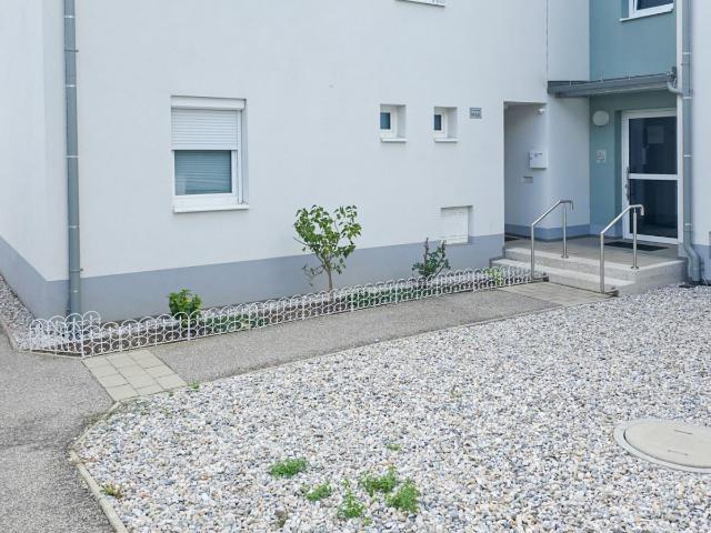 3 Zimmerwohnung im 1.OG mit Loggia