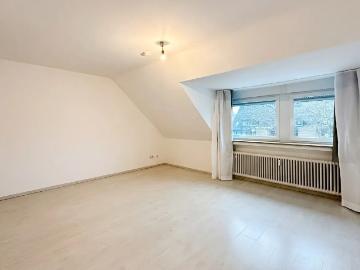 ATTRAKTIVE 3 ZIMMERWOHNUNG IN GEFRAGTER KREFELDER WOHNLAGE ZUR MIETE!