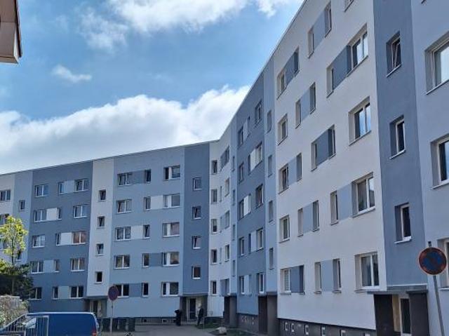 3 Zimmerwohnung Möllner Straße 53 4. OG rechts 20.127.040