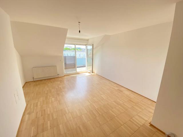 3 ZIMMERWOHNUNG MIT BALKON UND TG STELLPLATZ NÄHE UNION KREUZUNG