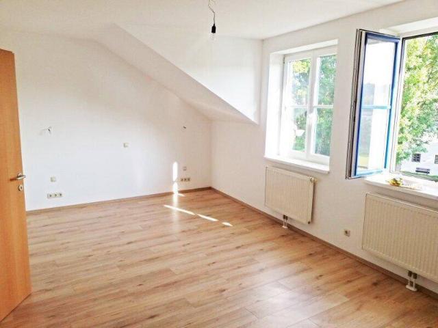 3 Zimmerwohnung mit Balkon Sofortbezug