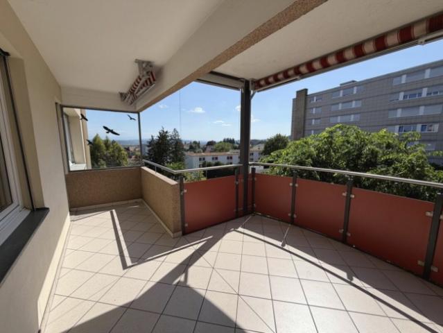 3½ Zimmerwohnung mit Bergsicht
