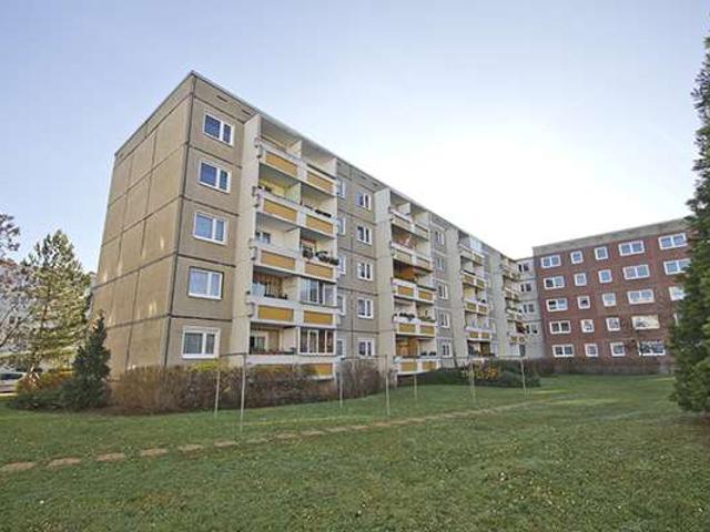 3 Zimmerwohnung mit Dusche.