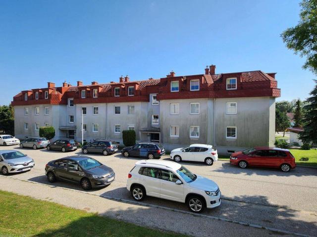 3 ZIMMERWOHNUNG MIT LOGGIA UNBEFRISTETE MIETDAUER MIETE INKL HEIZKOSTEN