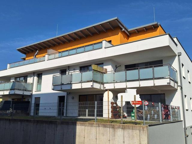 3 Zimmerwohnung mit Terrasse und kleinem, feinen Garten in Bruck/Peuerbach