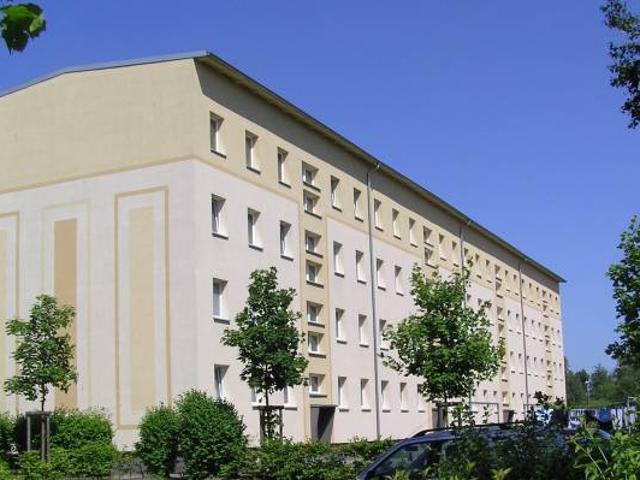 3 Zimmerwohnung Theodor Fontane Straße 4 1. OG links 20.091.011